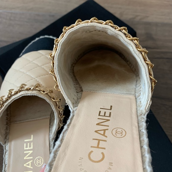Chanel Quilted CC Espadrilles Mules - Picture 4 of 14